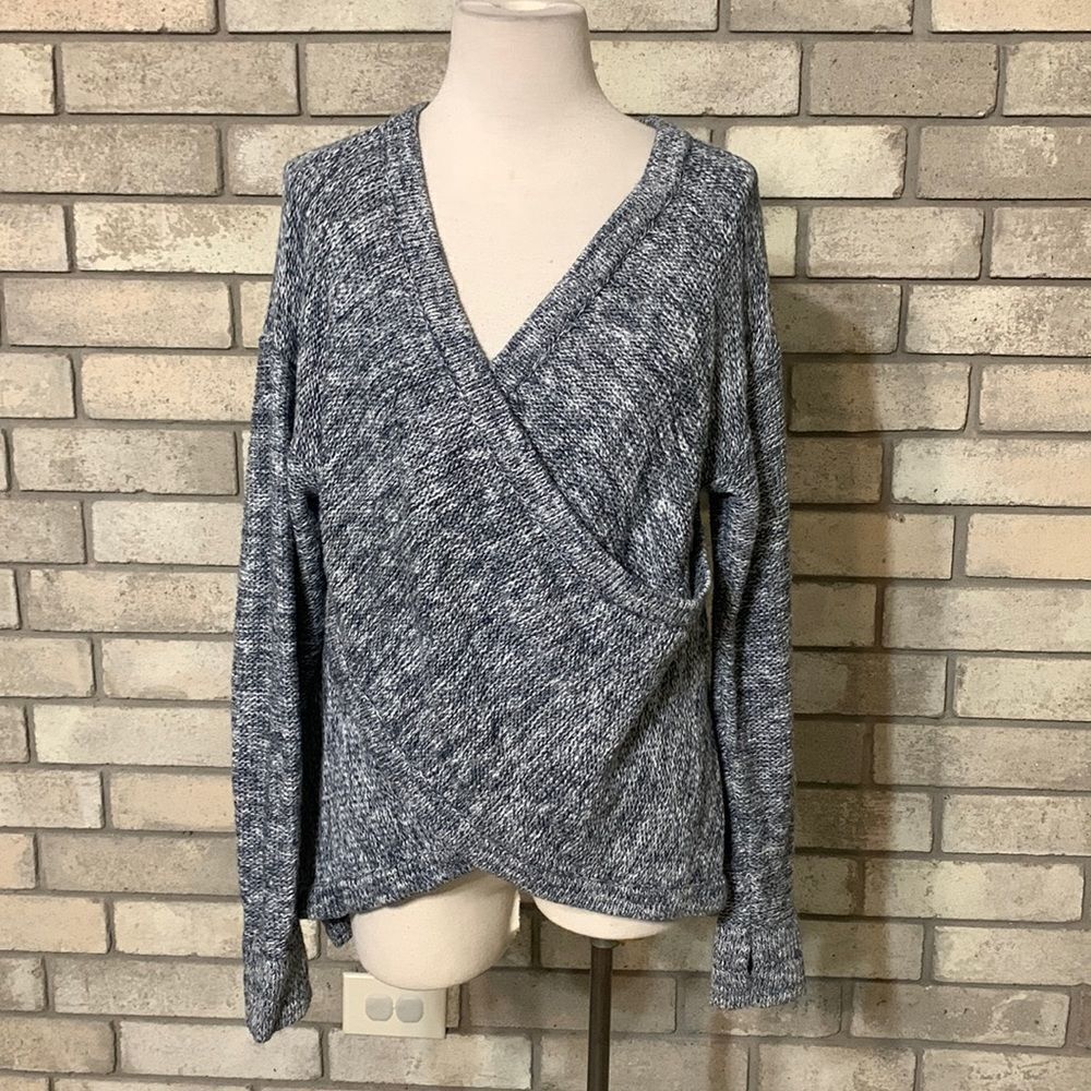 3for$20 sweater xs